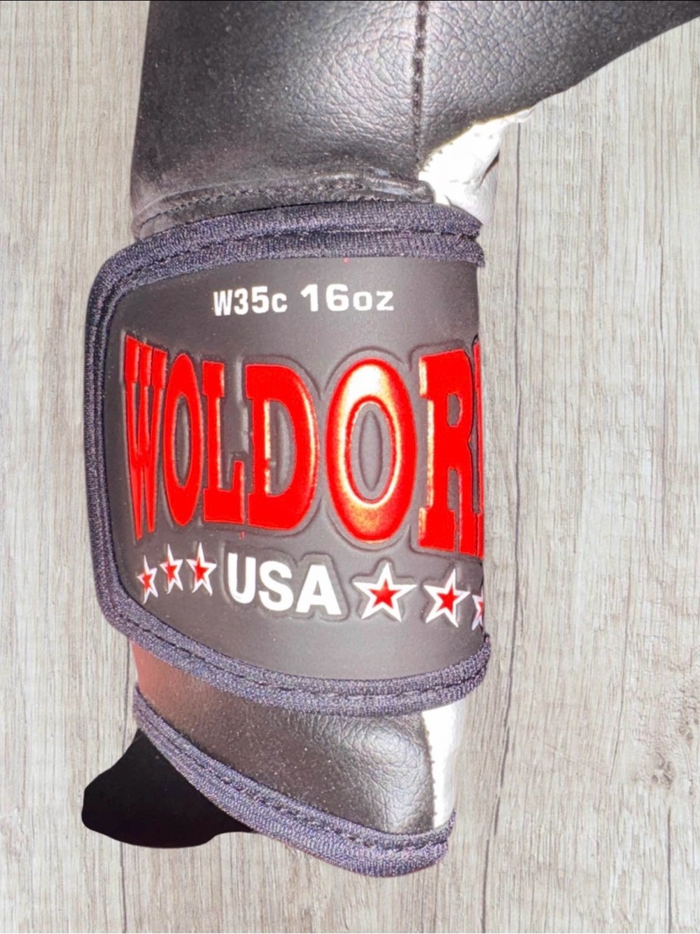 Woldorf Boxing Gloves Sport Gloves Men’s Black and Cream Training - Picture 3 of 7